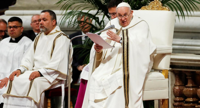 Papa Francisco en la Basílica San Pedro. Foto: REUTERS.