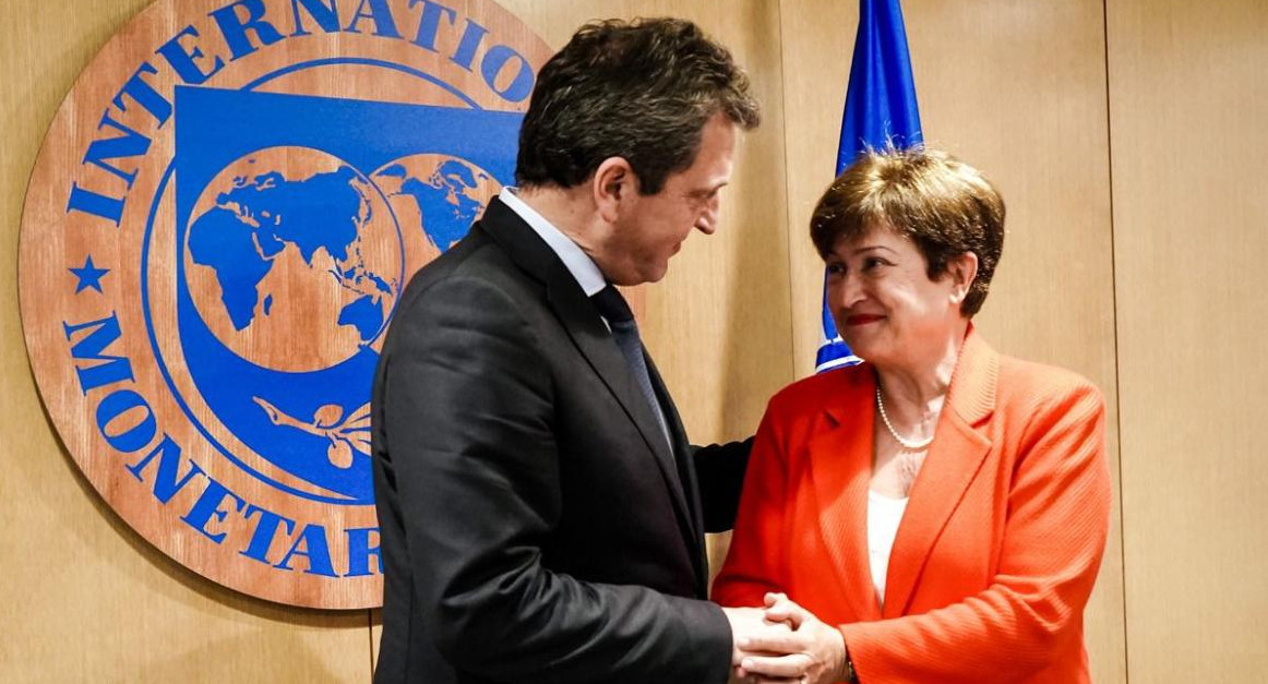 La titular del FMI, Kristalina Georgieva, y el ministro de Economía, Sergio Massa. Foto: argentina.gob.ar