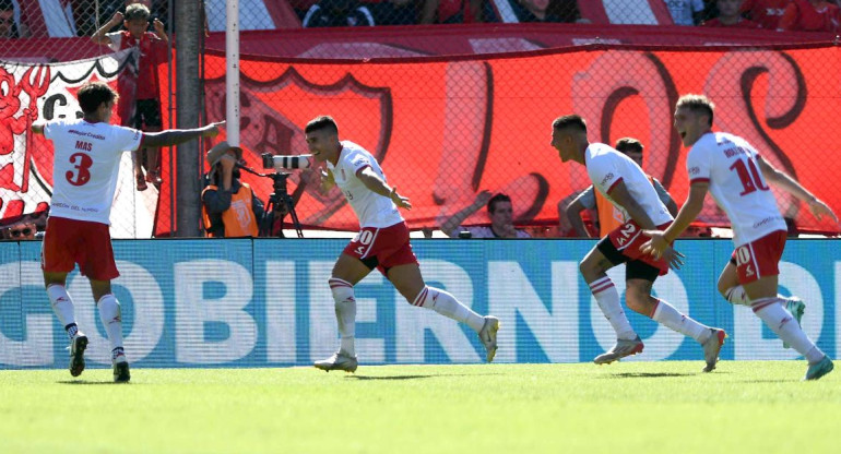 Jorge "Corcho" Rodríguez; Independiente vs. Estudiantes de La Plata. Foto: Télam.