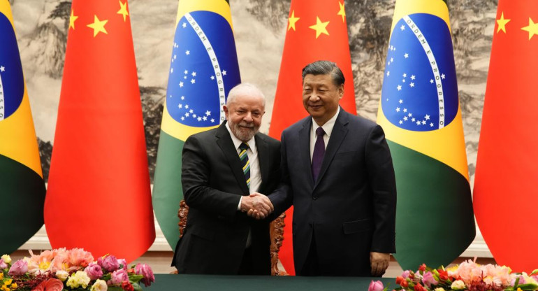 Lula da Silva junto a Xi Jinping en su visita a China. Foto: EFE