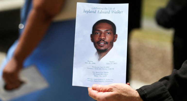 Jayland Walker, joven negro asesinado por la policía. Foto: Reuters.