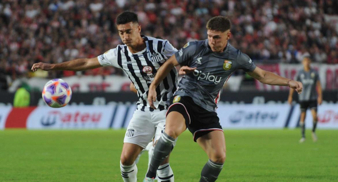 Estudiantes de La Plata venció a Talleres. Foto: Télam.