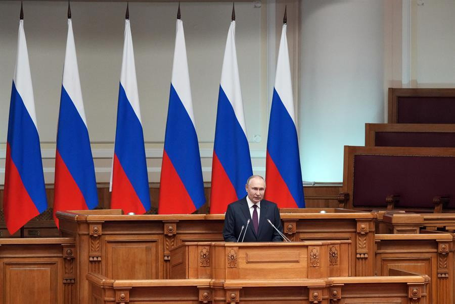 El presidente ruso Vladimir Putin durante el discurso del Consejo de Legisladores de la Asamblea Federal Rusa_EFE_EPAALEXEI DANICHEV  SPUTNIK  KREMLIN POOL