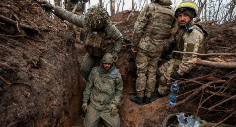 Soldados ucranianos, guerra con Rusia. Foto: Reuters