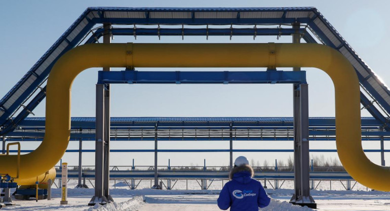 Gasoductos en la estación de compresión Atamanskaya, proyecto Poder de Siberia de Gazprom. Rusia. Foto Reuters