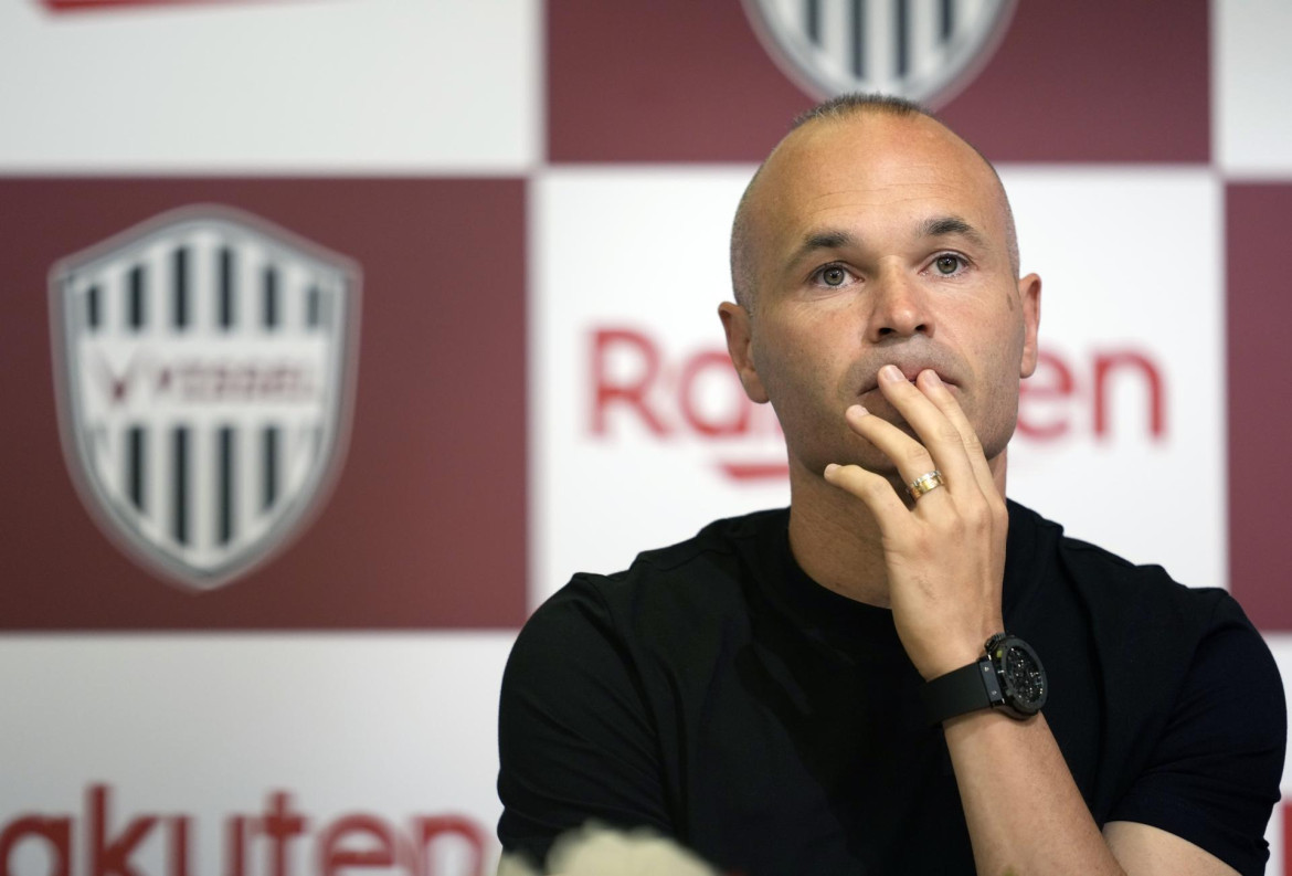 Andrés Iniesta fue tentado para jugar en el fútbol argentino. Foto: EFE.