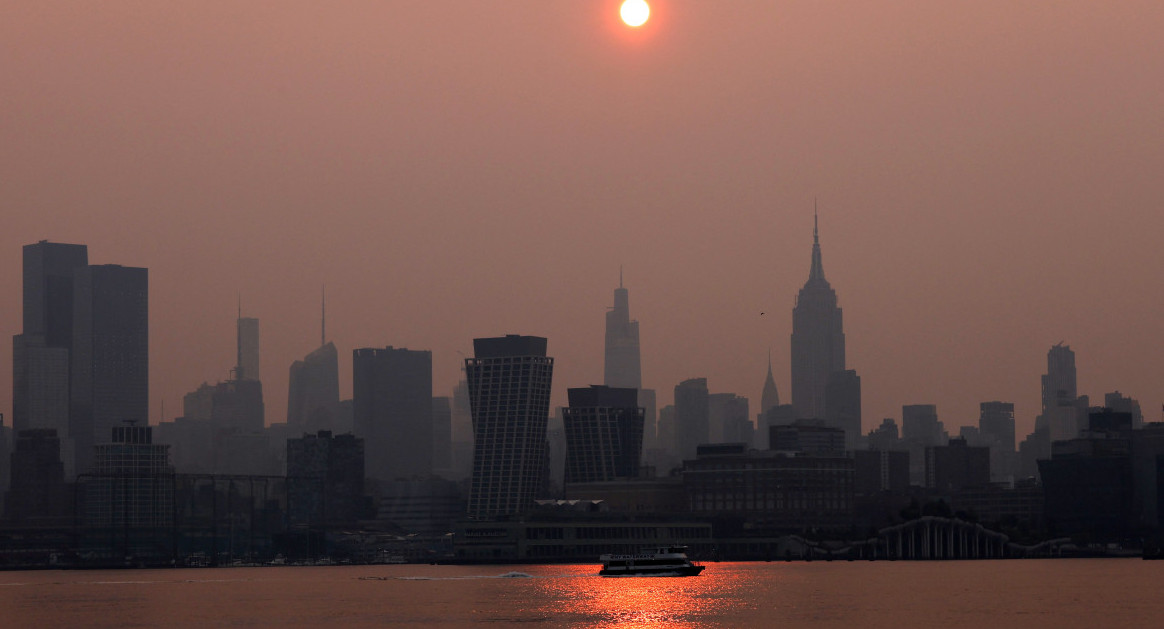 Humo por los incendios forestales. Foto: Reuters.