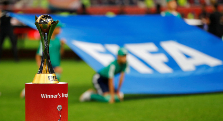 El trofeo del Mundial de Clubes. Foto: Reuters.