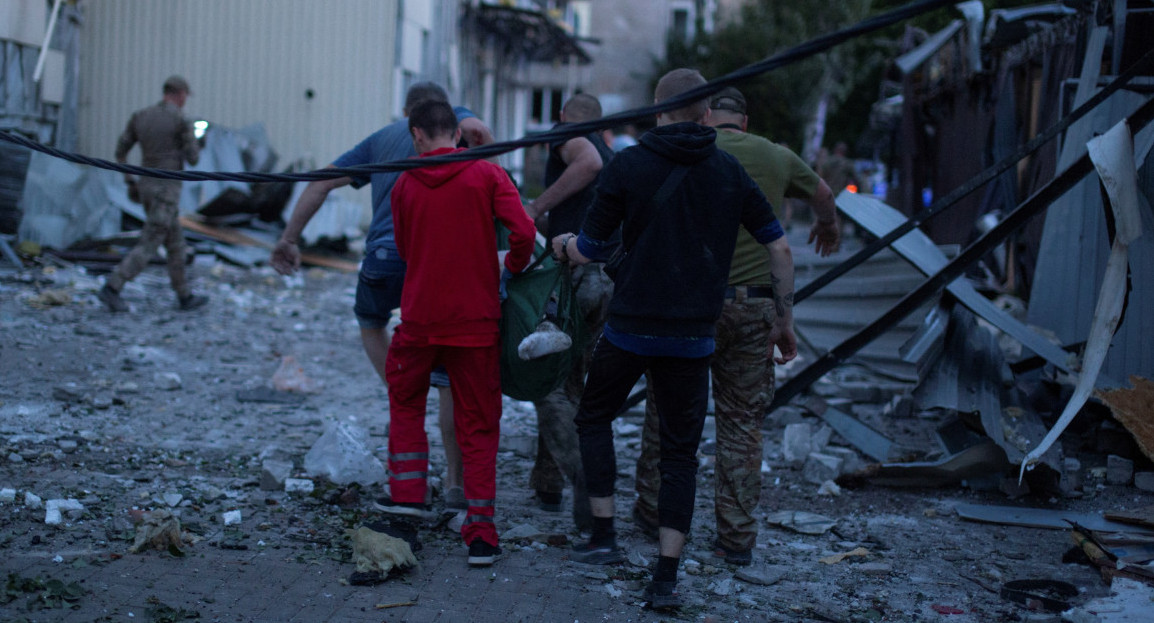 Rusia atacó una pizzería en Ucrania. Foto: Reuters.