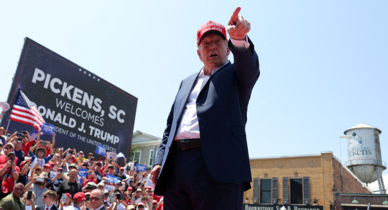 Donald Trump y otra acusación en su contra previa a las elecciones. Foto: Reuters.