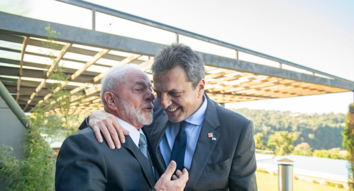 Sergio Massa y Lula en Cumbre del Mercosur. Foto: Ministerio de Economía.