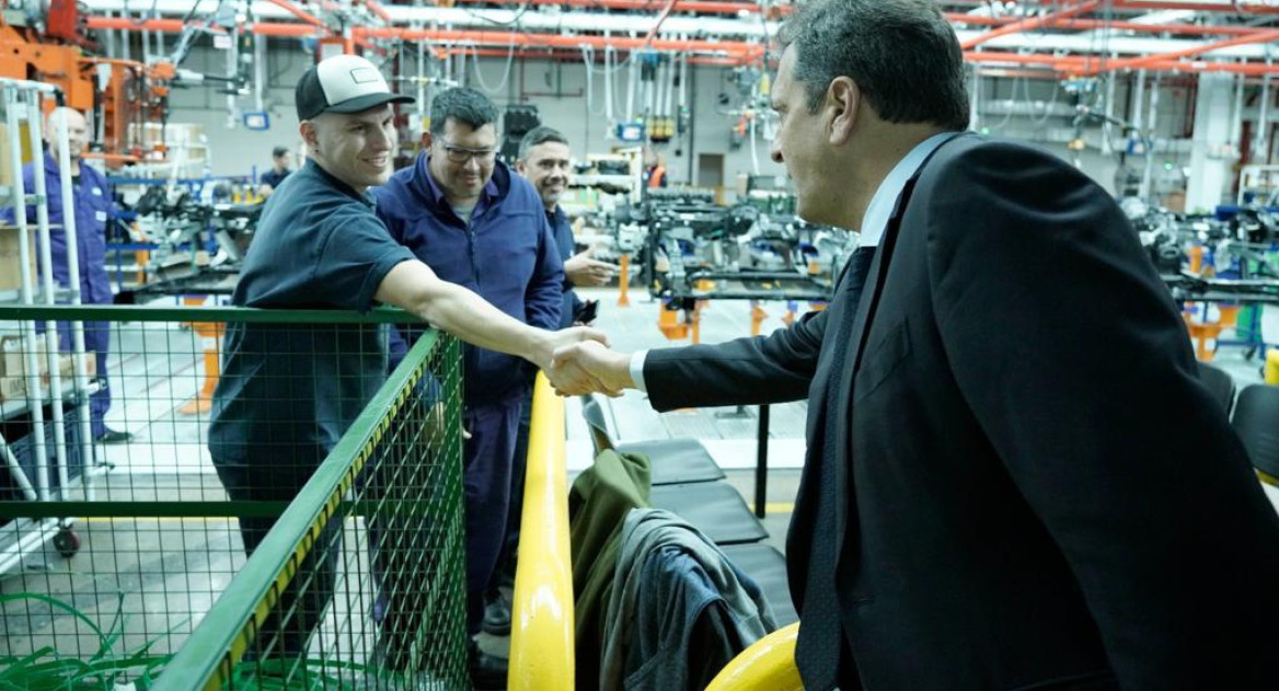 Sergio Massa junto a la industria automotriz. Foto: Prensa.