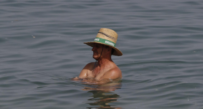 Ola de calor en España, el suelo alcanzó los 60°. Foto: EFE