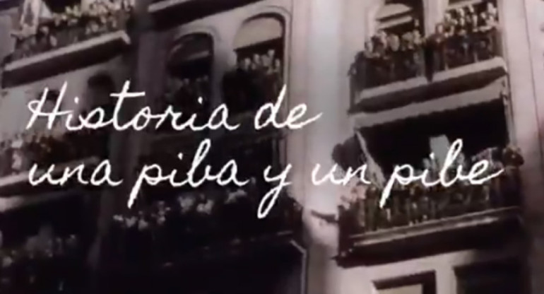 Historia de un pibe y una piba. Foto: Captura de video.