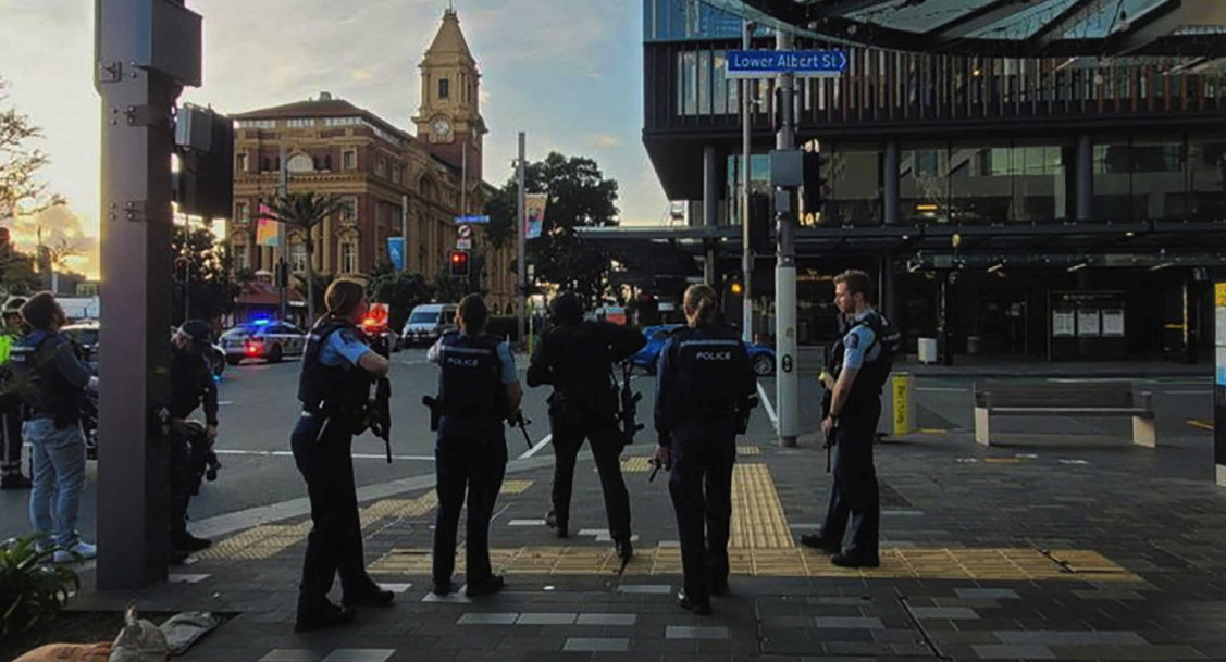 Tiroteo en Auckland a días del comienzo del Mundial de fútbol femenino. Foto: REUTERS.