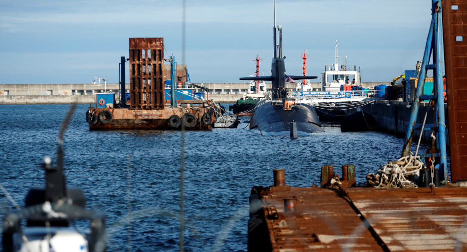 El submarino estadounidense USS Kentucky en costas de Corea del Sur. Foto: Reuters.