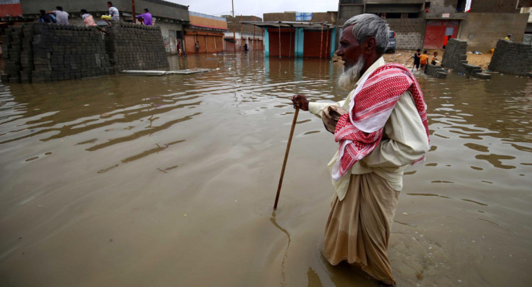 Desastres climáticos en Asia. Foto: EFE.