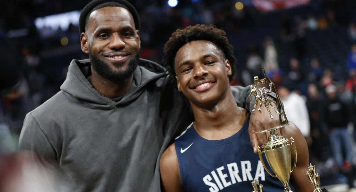 Lebron James y su hijo, Bronny James.