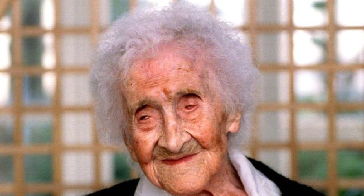 Jeanne Calment, la mujer mas longeva del mundo. Foto Twitter @nubemana.