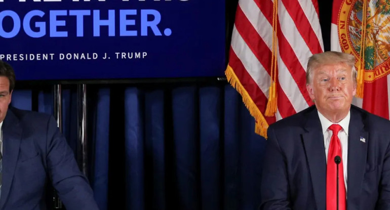 Donald Trump y Ron DeSantis. Foto: Reuters