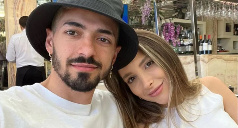 Manu Lanzini junto a Jennifer Reina. Foto: Instagram/manulanzini.