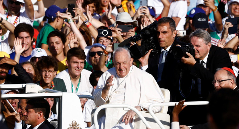 Papa Francisco, misa en Lisboa en la JMJ. Foto: Reuters.