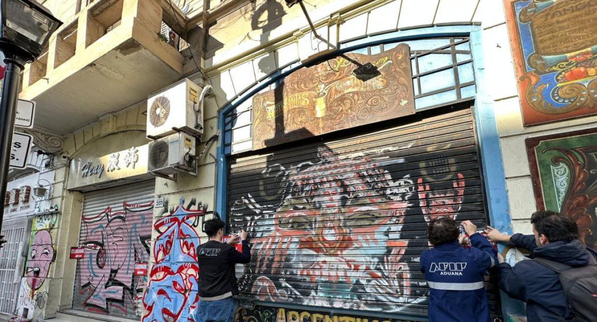 Operativo Aduana en el Abasto. Foto: prensa