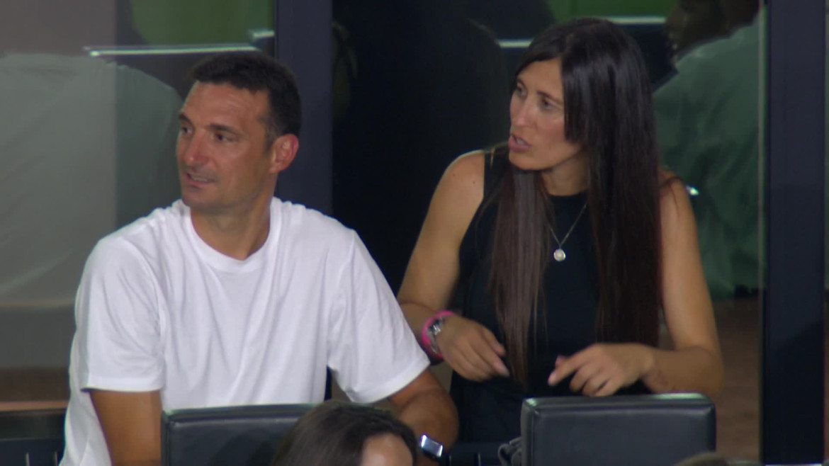 Lionel Scaloni presente en el partido del Inter Miami. Foto: Twitter @CrewsMat10