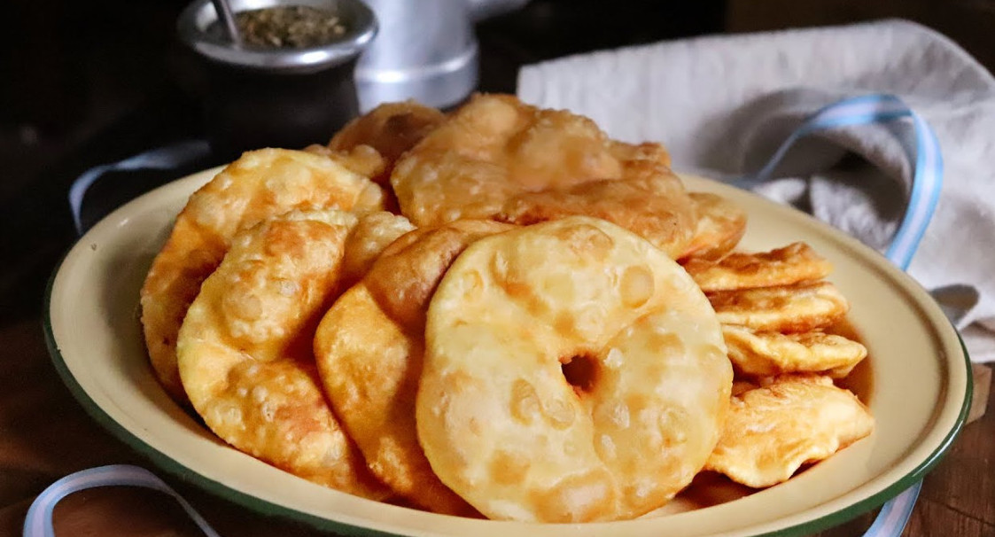 Torta frita, el acompañante ideal del mate para los días de lluvia. Foto: Gentileza El Cordillerano.