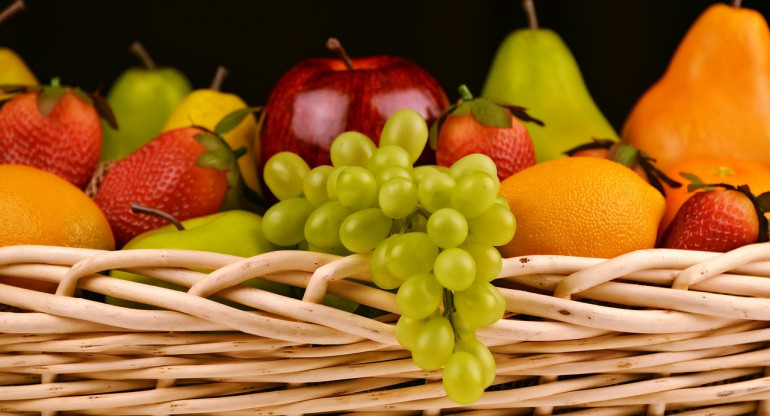 El consumo de frutas es beneficioso para la salud. Foto: Pixabay.