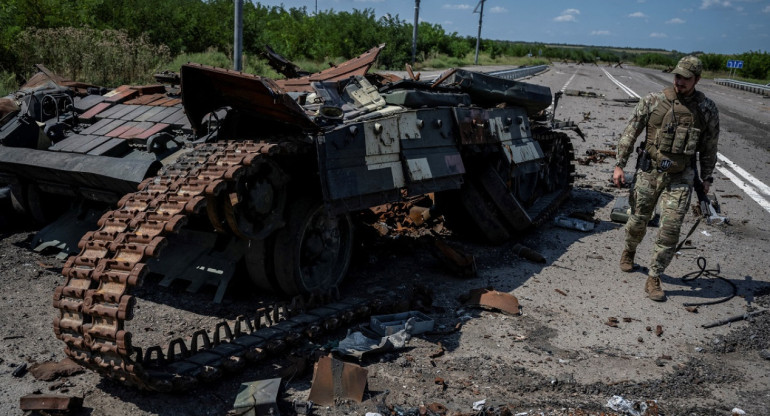 Tanque de guerra destrozado en Robotyne. Foto: Reuters.