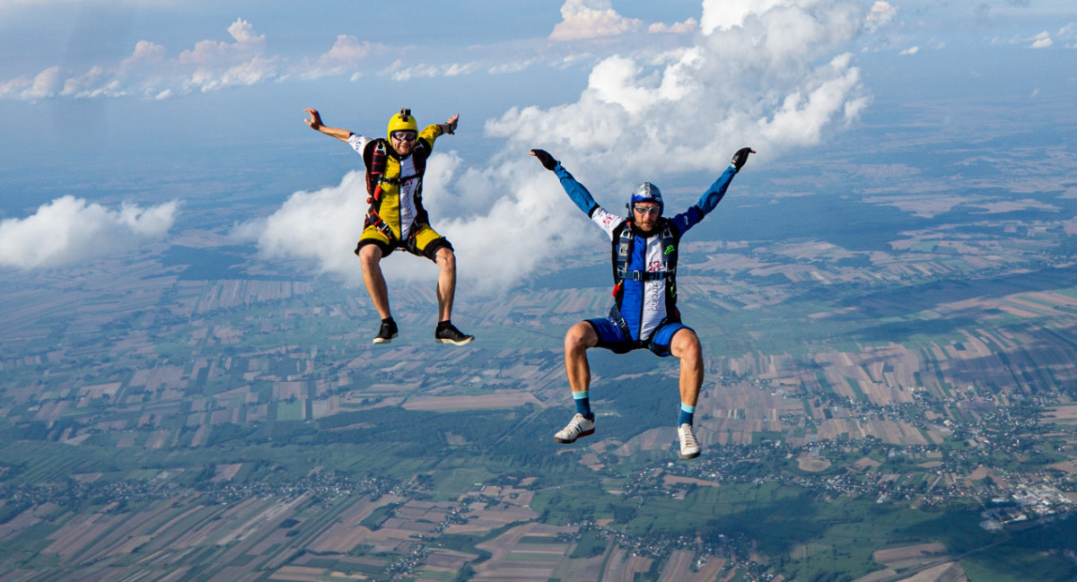 Los deportes aéreos que se pueden practicar en las sierras de Córdoba. Foto: Unsplash