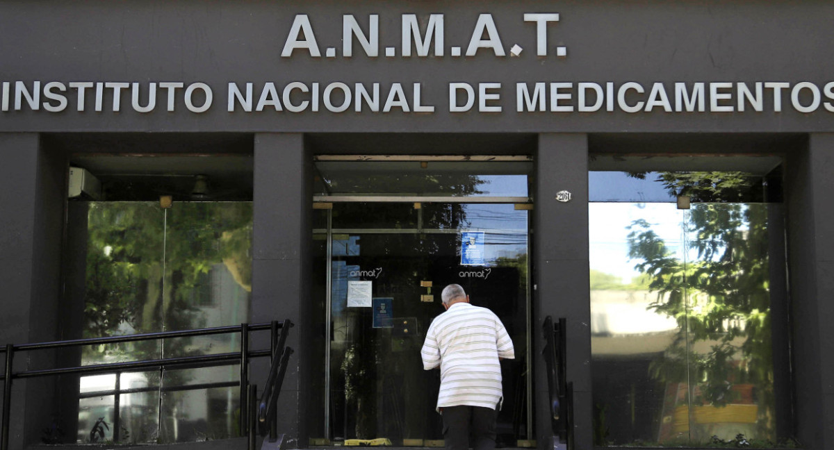 La Administración Nacional de Medicamentos, Alimentos y Tecnología Médica (ANMAT). Foto: NA