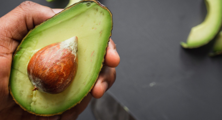 Consumir palta reduce el colesterol. Foto: Unsplash