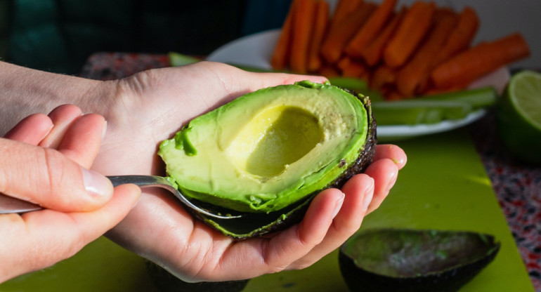 Una dieta saludable incluye palta. Foto: Unsplash