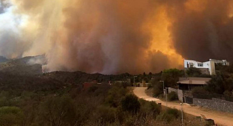 Incendios en Córdoba. Foto: NA.