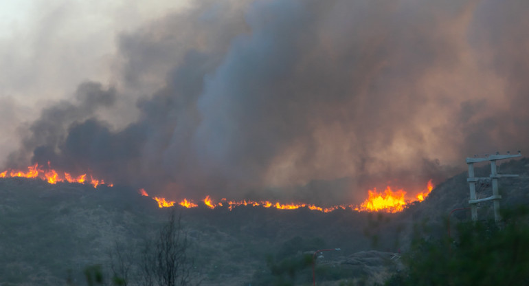 Incendio forestal en Córdoba. Foto: NA