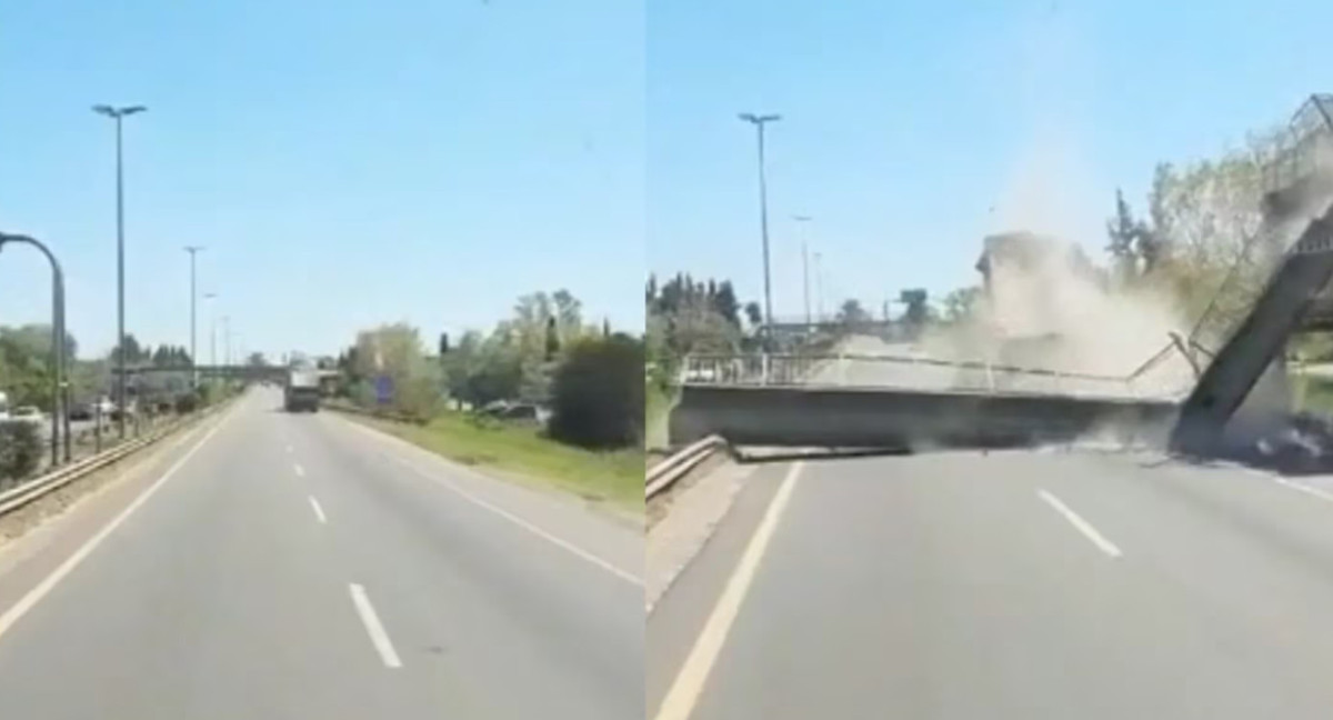 La caída del puente peatonal. Foto: captura video