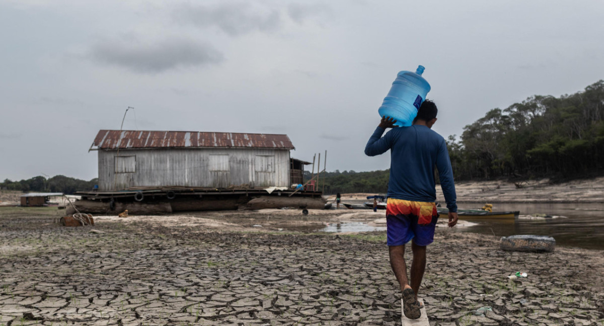 La superficie de agua en la principal zona de la Amazonía brasileña cae al menor nivel en 5 años. EFE