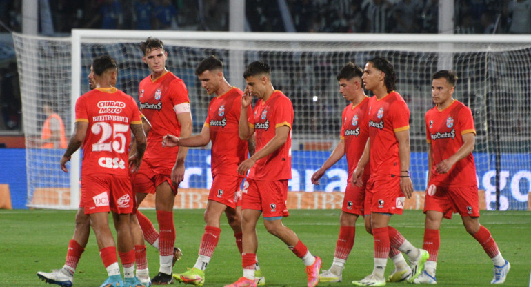 Arsenal vs Talleres, Copa de la Liga. Foto: Télam