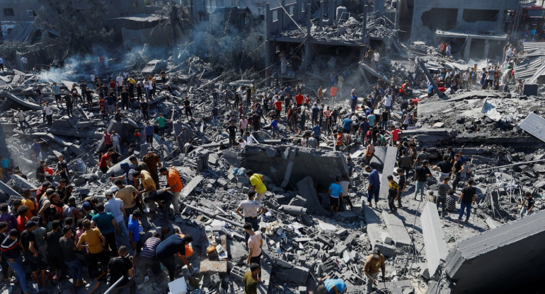 Bombardeo en el sur de la Franja de Gaza. Foto: Reuters.