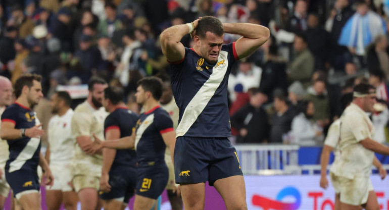 La tristeza de Los Pumas tras la derrota ante Inglaterra. Foto: EFE