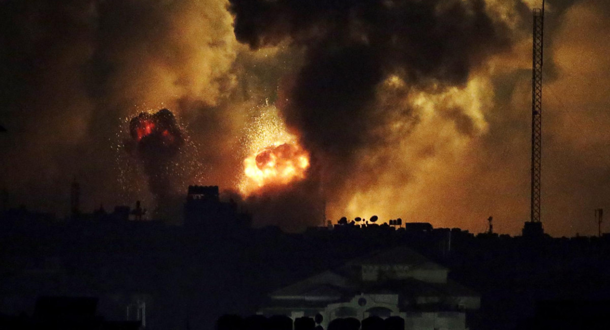 Bombardeos en Gaza. Foto: EFE.