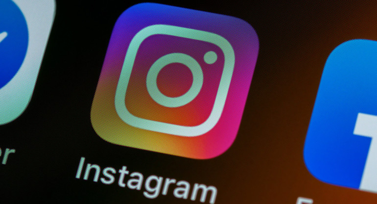 Instagram y Facebook dejarán de mostrar publicidad a menores en la UE. Foto Unsplash,