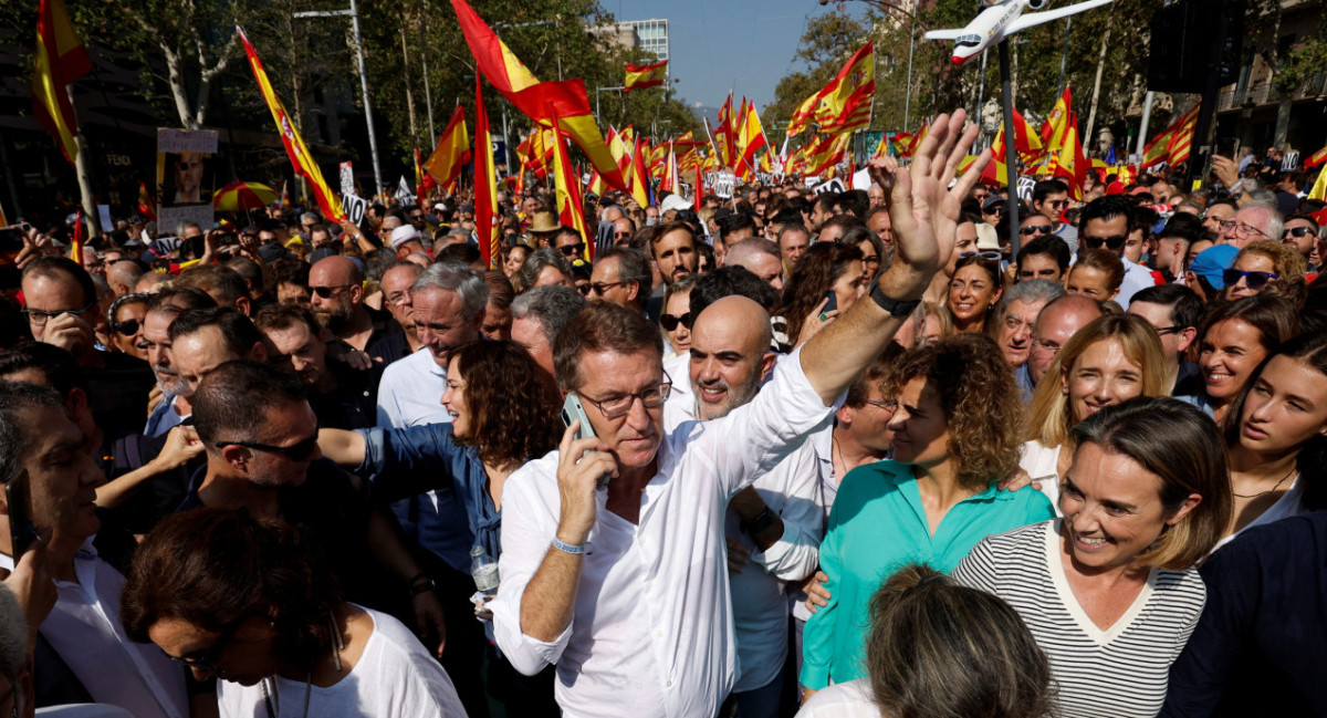 Alberto Núñez Feijóo en movilización contra la amnistía. Foto: Reuters.