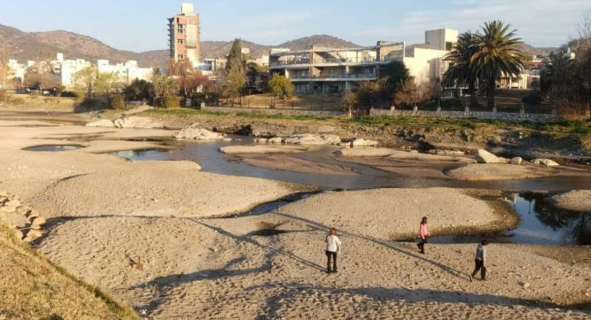 Dramática sequia en Villa Carlos Paz, Córdoba. Foto: Twitter