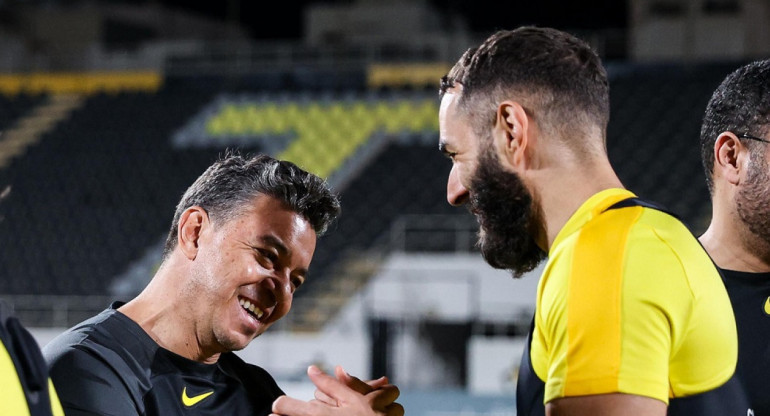 Marcelo Gallardo dirigirá a Karim Benzema. Foto: X @ittihad.