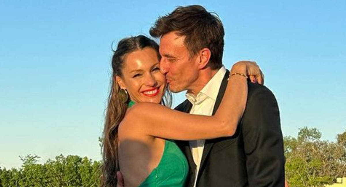 Pampita y Roberto García Moritán. Foto: Instagram.