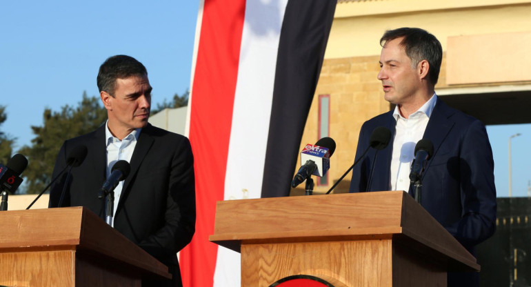 Pedro Sánchez y Alexander de Croo en Egipto. Foto: EFE