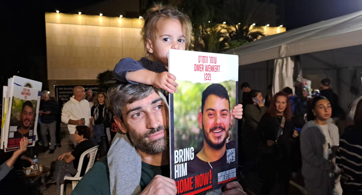 Marcha para pedir la liberación de rehenes en Gaza. Foto:  EFE